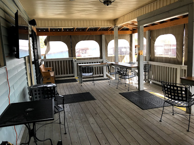 Little Bridge Marina exterior view showcasing professional restaurants services in Rainbow City, Alabama