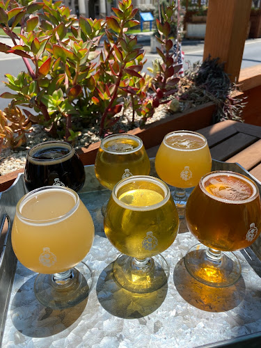 Mad Pursuit Brewing Company exterior view showcasing professional Brewery services in Hollister, California