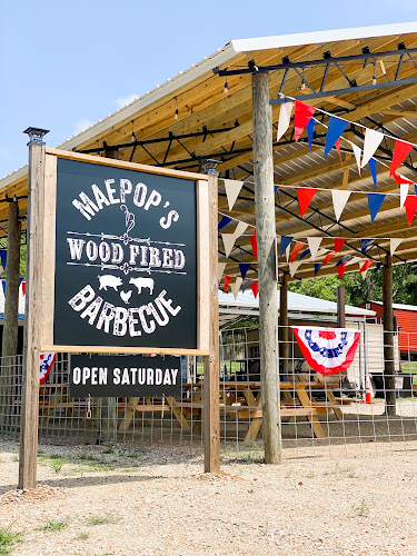 Mae Pop's Barbecue exterior view showcasing professional restaurants services in Tallassee, Alabama