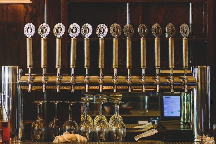 Mare Island Brewing Co. – First Street Taphouse exterior view showcasing professional Brewery services in Benicia, California