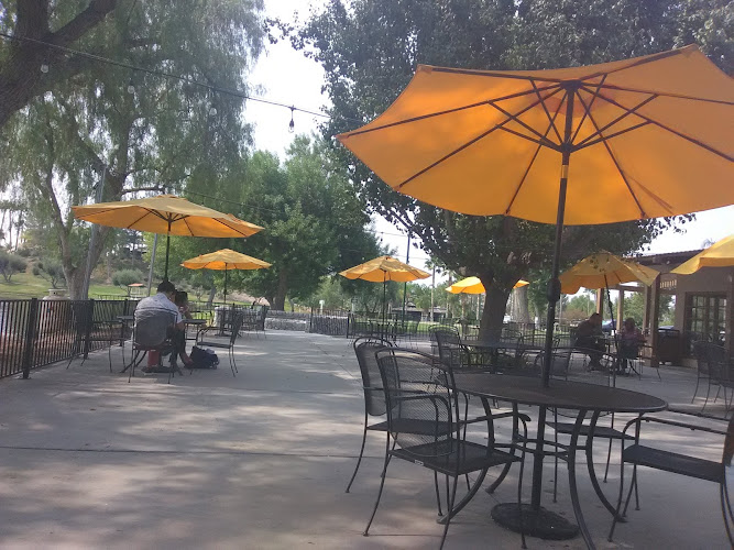 Missy's Place 15th Hole Bar and Grill exterior view showcasing professional restaurants services in Aguanga, California