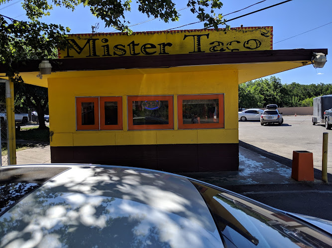 Mister Taco exterior view showcasing professional restaurants services in Anderson, California