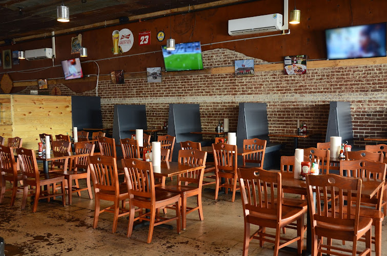 Moe's Original BBQ- Hartselle exterior view showcasing professional restaurants services in Hartselle, Alabama