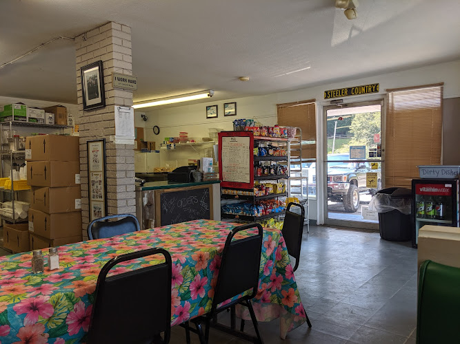 Mojo's exterior view showcasing professional restaurants services in Cordova, Alabama