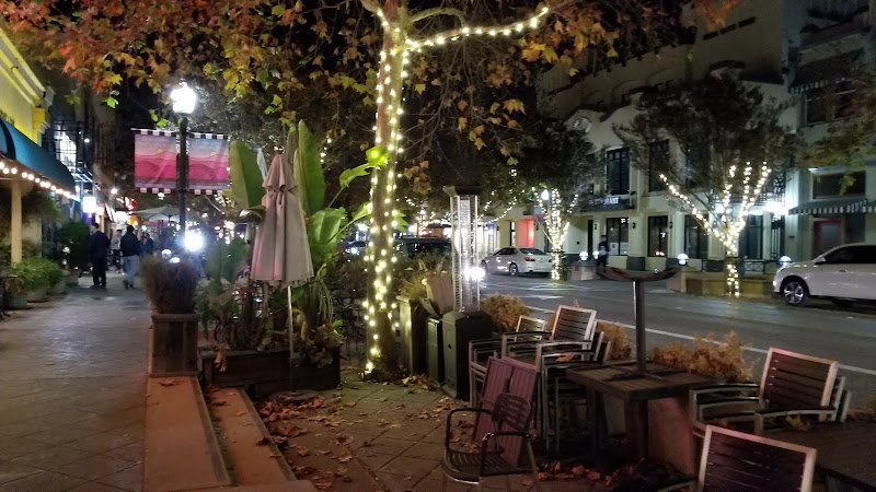 Monte Carlo Restaurant & Bar exterior view showcasing professional restaurants services in Mountain View, California