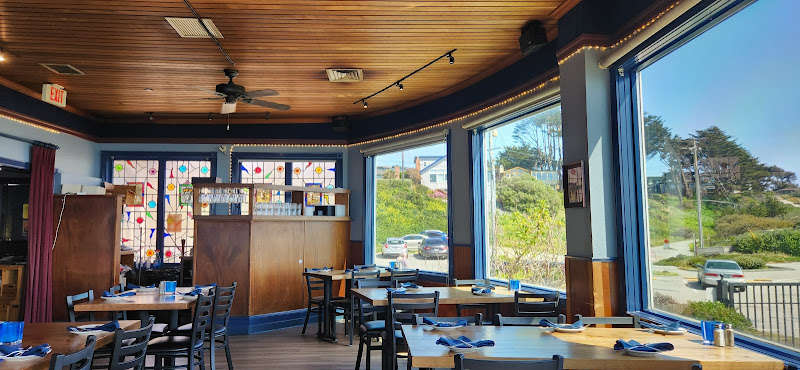Moss Beach Distillery exterior view showcasing professional restaurants services in Moss Beach, California