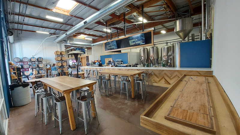 Movement Brewing Company exterior view showcasing professional Brewery services in Rancho Cordova, California