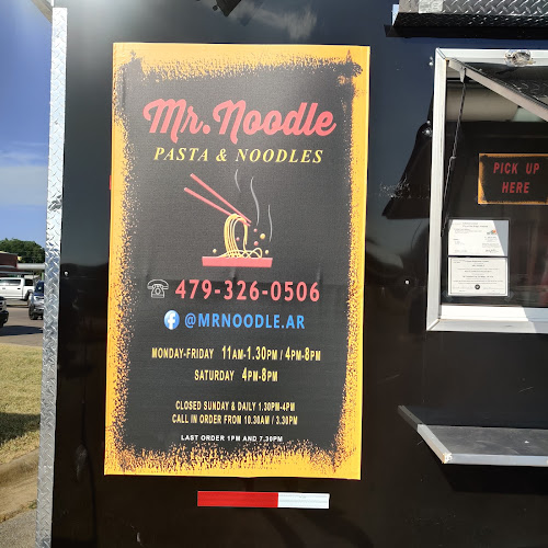 Mr. Noodle exterior view showcasing professional restaurants services in Pea Ridge, Arkansas
