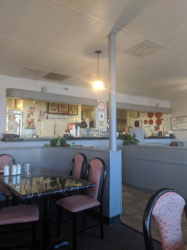 New York Pizzeria exterior view showcasing professional restaurants services in Calimesa, California