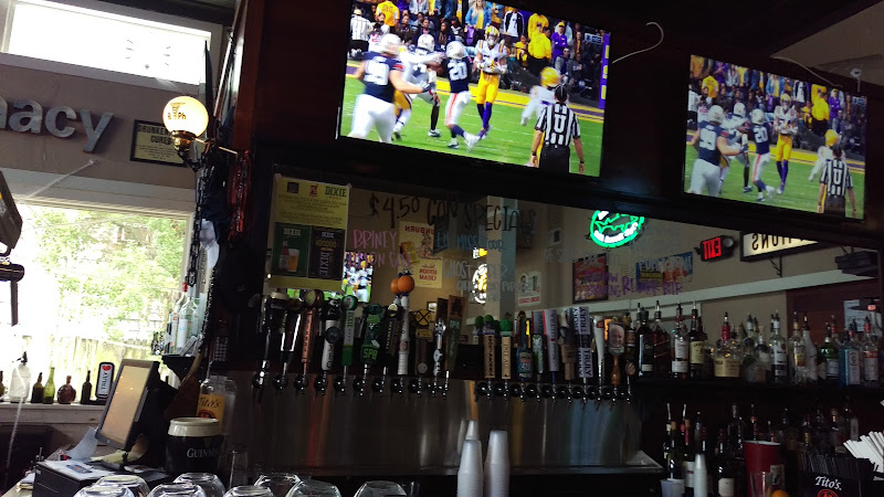 Nixon's Midtown exterior view showcasing professional restaurants services in Mobile, Alabama