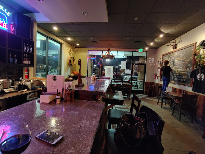 No Quarter Brewing exterior view showcasing professional restaurants services in Windsor, California