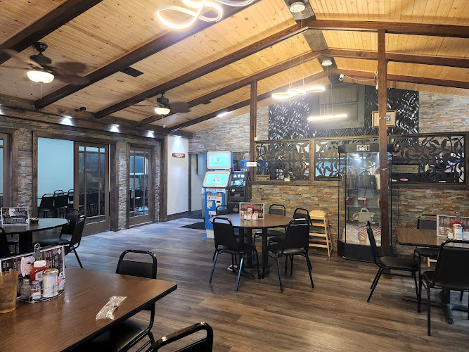 Norman's 44 Restaurant exterior view showcasing professional restaurants services in Prescott, Arkansas