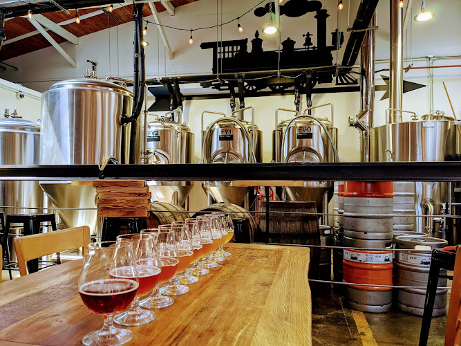 Northspur Brewing Co. exterior view showcasing professional restaurants services in Willits, California