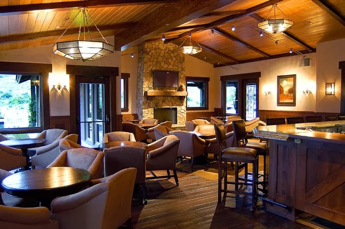 O'Neill's Bar & Grill exterior view showcasing professional restaurants services in Mission Viejo, California
