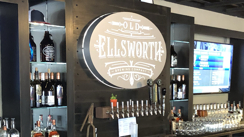 Old Ellsworth Brewing Company exterior view showcasing professional restaurants services in Queen Creek, Arizona