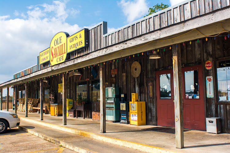 Ole Sawmill Cafe exterior view showcasing professional restaurants services in Forrest City, Arkansas