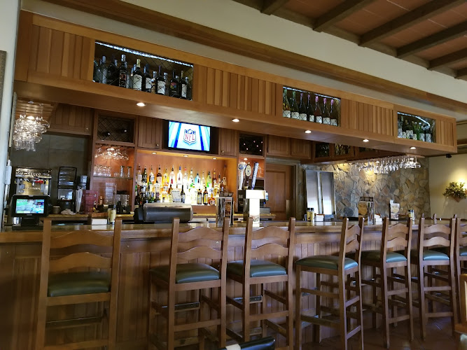 Olive Garden Italian Restaurant exterior view showcasing professional restaurants services in Oxford, Alabama