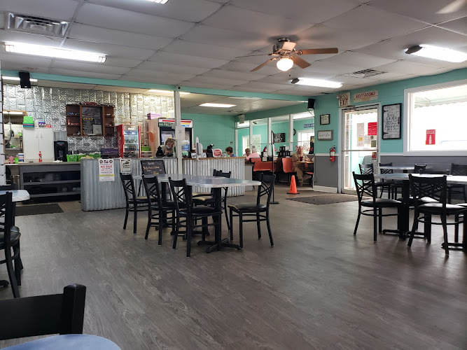 Our Place Diner exterior view showcasing professional restaurants services in Ozark, Alabama