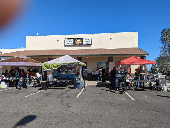P.I.B.B'S Sports and Family Gathering exterior view showcasing professional restaurants services in Anderson, California