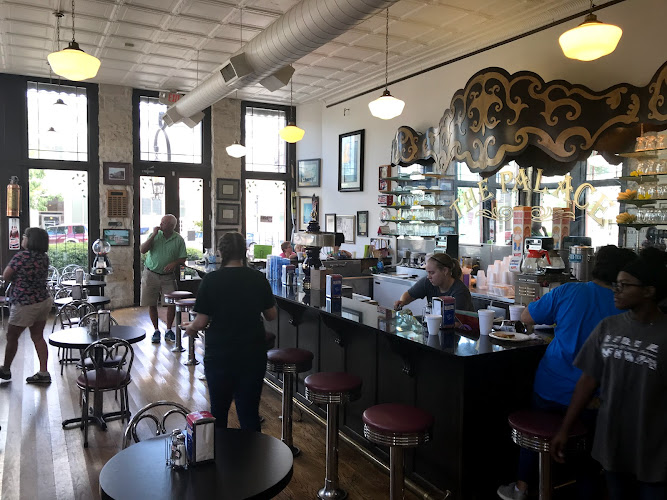Palace Ice Cream & Sandwich exterior view showcasing professional restaurants services in Tuscumbia, Alabama