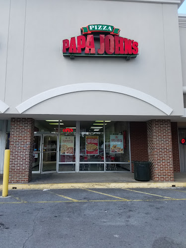 Papa Johns Pizza exterior view showcasing professional restaurants services in Fort Payne, Alabama