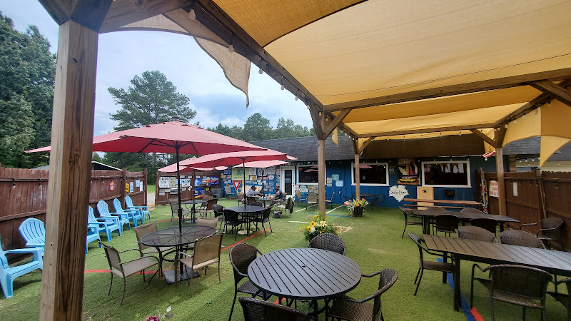Perfect Timing Bar and Grill exterior view showcasing professional restaurants services in Owens Cross Roads, Alabama