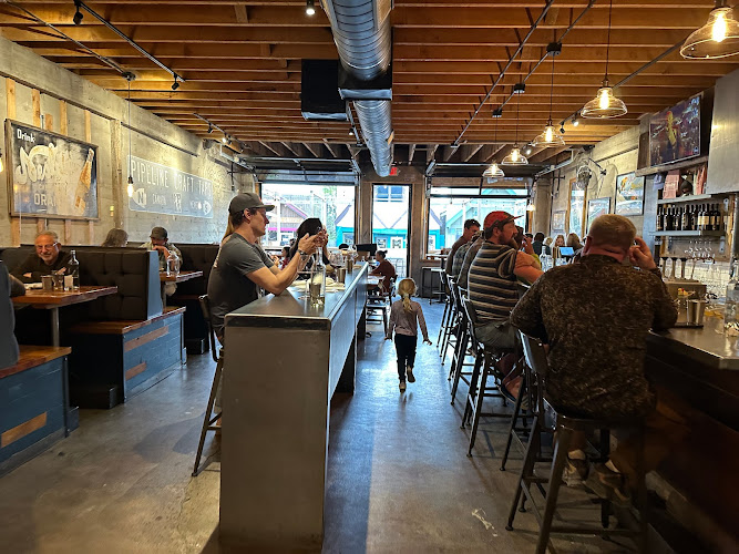 Pipeline Craft Taps & Kitchen exterior view showcasing professional restaurants services in Mt Shasta, California