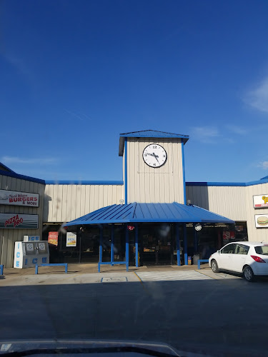 Pizza Pro exterior view showcasing professional restaurants services in Ola, Arkansas