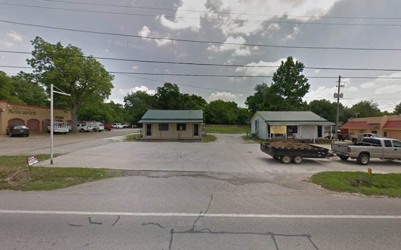 Prairie Grove Lunch Box exterior view showcasing professional restaurants services in Prairie Grove, Arkansas