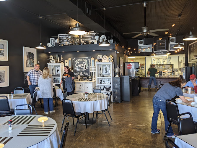 Printing Press Cafe exterior view showcasing professional restaurants services in Calico Rock, Arkansas