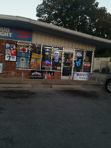 Razorback Liquor Store exterior view showcasing professional Beer store services in Blytheville, Arkansas