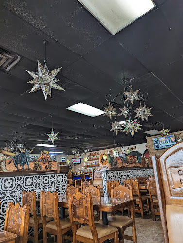 Rodeo’s Mexican Restaurant exterior view showcasing professional restaurants services in Headland, Alabama