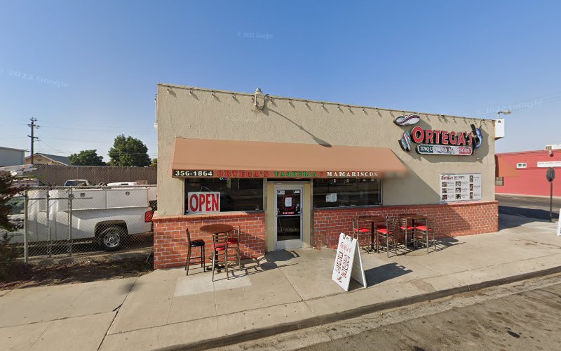 Royal Brewing Company exterior view showcasing professional restaurants services in Reedley, California