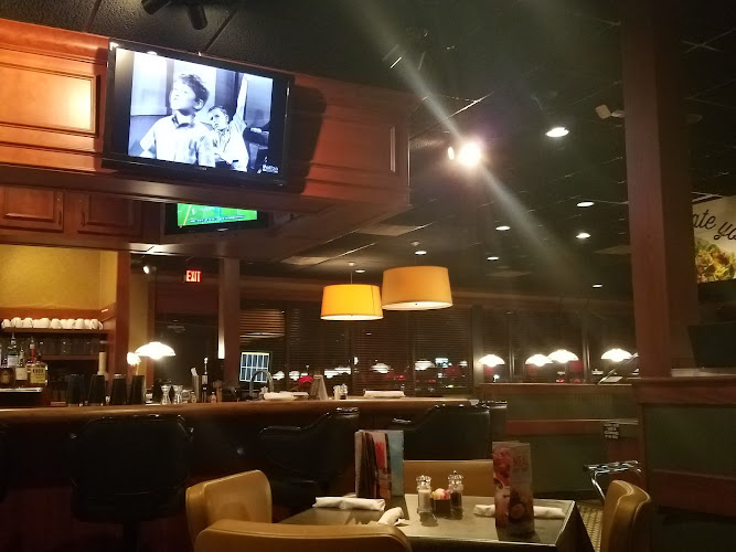 Ruby Tuesday exterior view showcasing professional restaurants services in Alexander City, Alabama