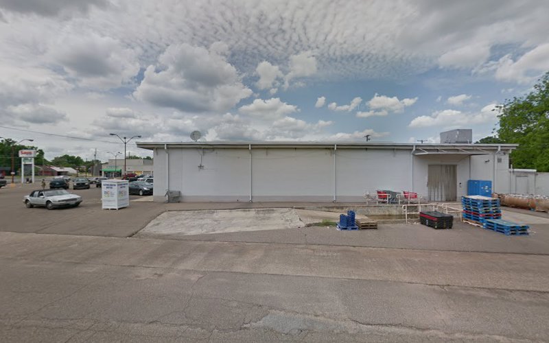 Save-A-Lot Craft Beer exterior view showcasing professional Beer store services in Texarkana, Arkansas