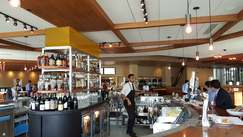 Scratch exterior view showcasing professional restaurants services in Mountain View, California