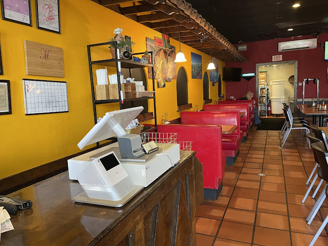 Señor Chef exterior view showcasing professional restaurants services in Locust Fork, Alabama