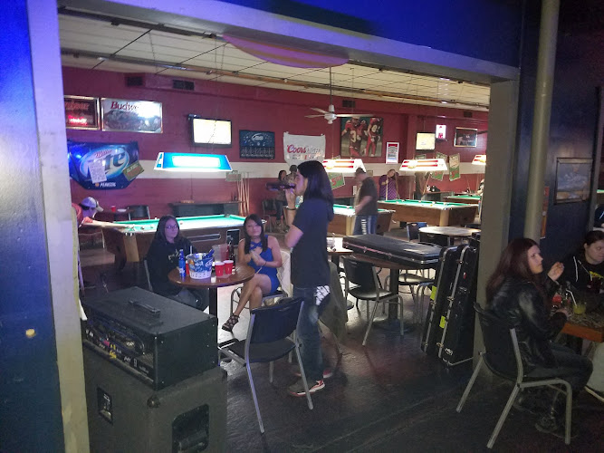 Shooter's Bar & Grill exterior view showcasing professional restaurants services in Fort Smith, Arkansas