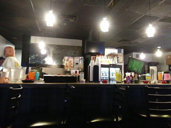 Shooters Sports Bar exterior view showcasing professional restaurants services in Hueytown, Alabama