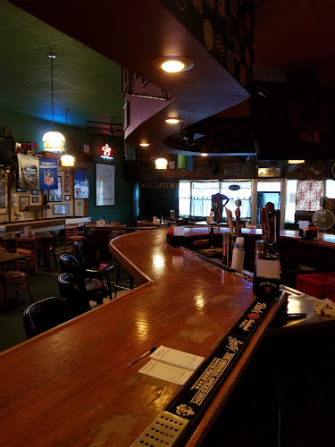 Spectators Grill & Pub exterior view showcasing professional restaurants services in North Little Rock, Arkansas