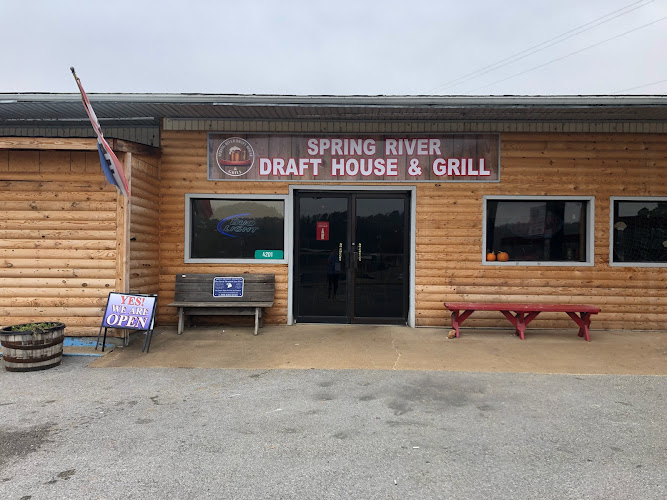 Spring River Draft House & Grill exterior view showcasing professional restaurants services in Hardy, Arkansas