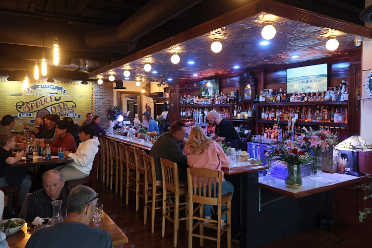 Spruce & Oak exterior view showcasing professional restaurants services in Santa Clarita, California