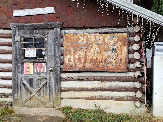 State Line Tavern/ State Line Beer Box exterior view showcasing professional restaurants services in Mena, Arkansas