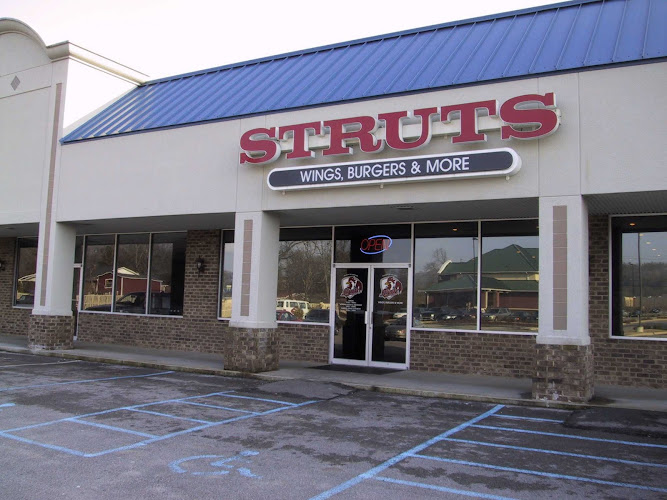 Struts of Oxford exterior view showcasing professional restaurants services in Oxford, Alabama