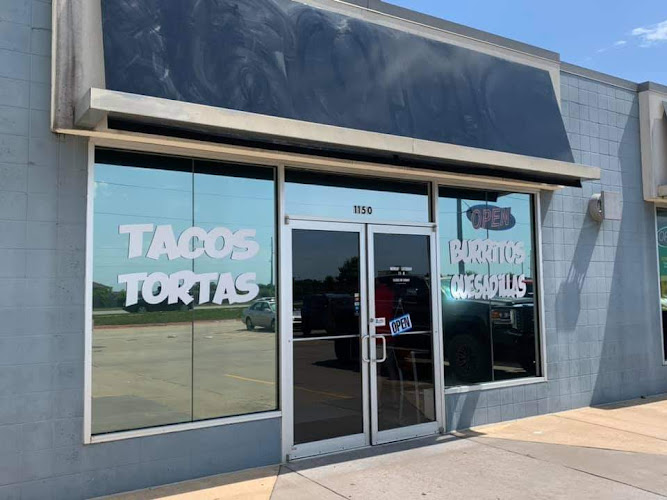 Tacos and Beer exterior view showcasing professional restaurants services in Centerton, Arkansas