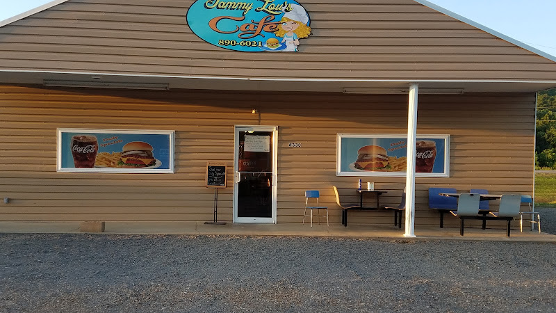 Tammy Lou's Cafe exterior view showcasing professional restaurants services in Pottsville, Arkansas