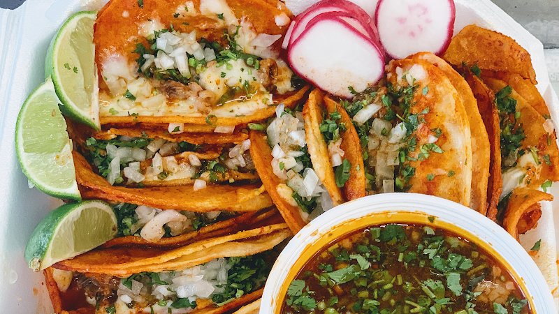 Taqueria Lo Diferente exterior view showcasing professional restaurants services in Russellville, Arkansas