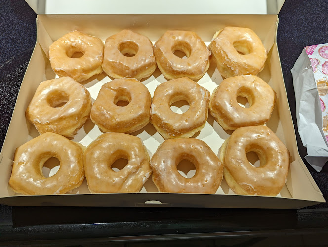Tasty Donut exterior view showcasing professional restaurants services in White Hall, Arkansas