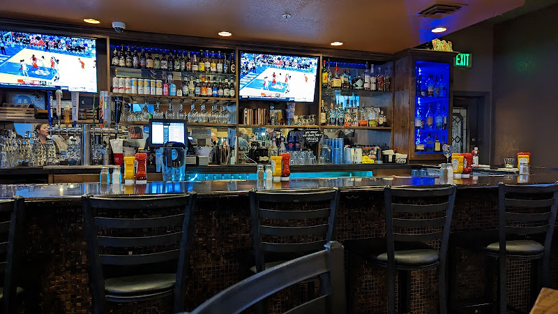 Tavern 95 exterior view showcasing professional restaurants services in Lake Havasu City, Arizona