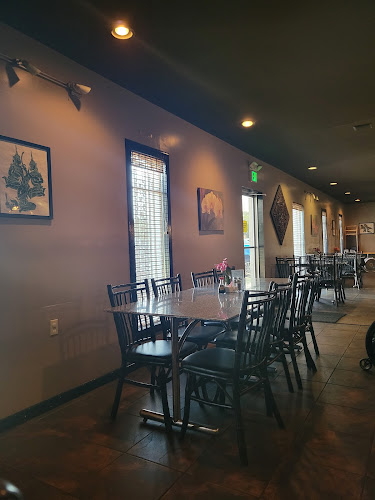 Teak House exterior view showcasing professional restaurants services in Daphne, Alabama